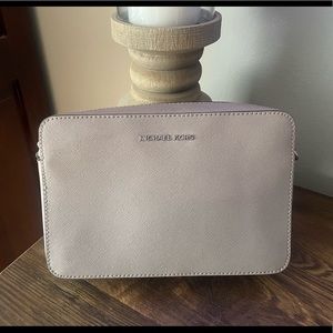 Michael Kors crossbody bag